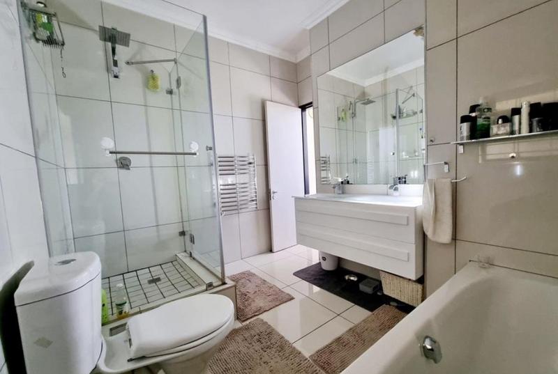 2 Bedroom Property for Sale in Tyger Valley Western Cape